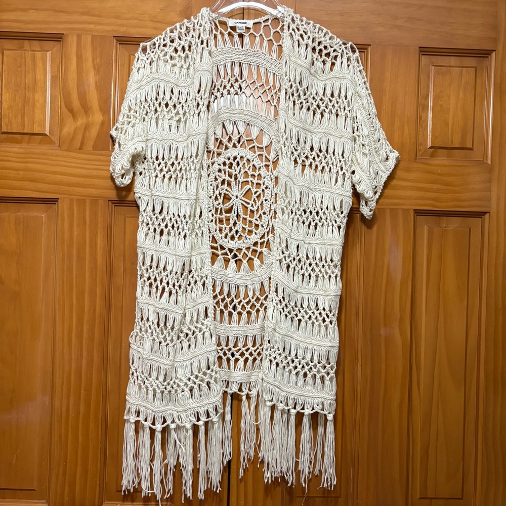 Garage Boho Festival Cream Crochet Fringe Kimono Cardigan Size XS/S EUC